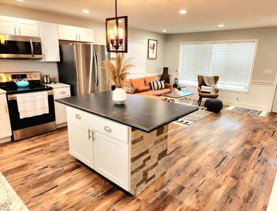 Fantastic 3-bedroom house with AC in Newburgh/Evansville