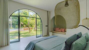 Luxury Villa, Private Pool, Garden View