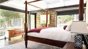 4 chambres, fer et planche à repasser, Wi-Fi, draps fournis