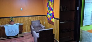 Living area - Leyna's Home (Puerto Natales)