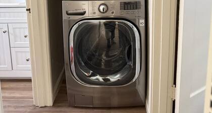 Charming 1-bedroom duplex house in Berkeley