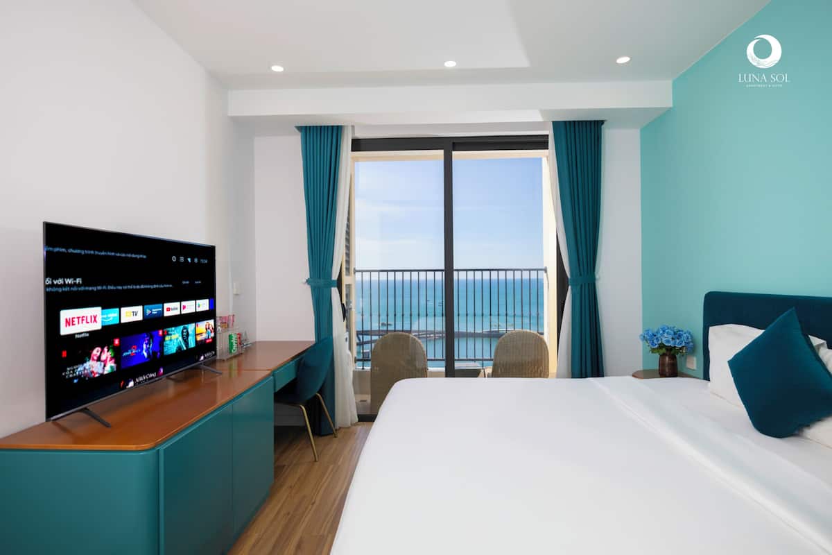 Premium bedding, down comforters, pillowtop beds, free minibar