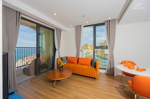 奢华公寓, 1 间卧室, 阳台, 海景 | 高档床上用品、羽绒被、加厚床垫、迷你 吧（备有免费物品）