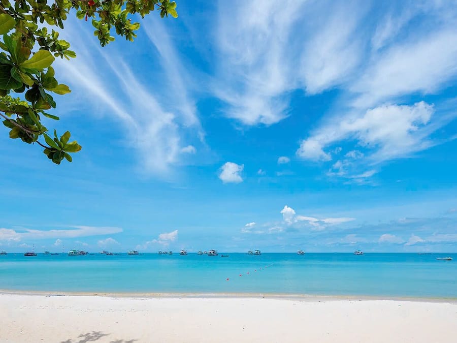 Beach nearby, white sand, beach shuttle