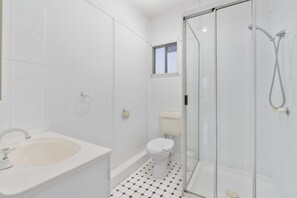 Towels - The Sand Ranch – Upstairs Beach Retreat (City of Moreton Bay)