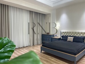 Blackout curtains, iron/ironing board, free WiFi, bed sheets - Real house Tashkent (Tashkent)