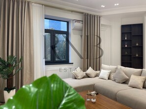 43-inch flat-screen TV with digital channels, heated floors - Real house Tashkent (Tashkent)