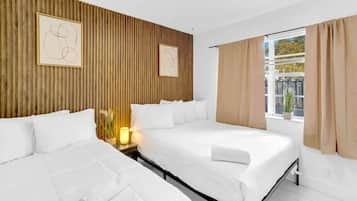 4 bedrooms, iron/ironing board, WiFi, bed sheets