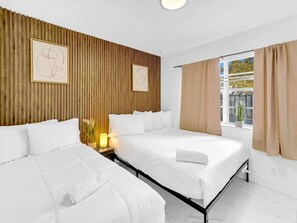 4 slaapkamers, een strijkplank/strijkijzer, wifi, beddengoed