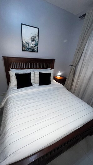 1 chambre, fer et planche à repasser, Wi-Fi, draps fournis