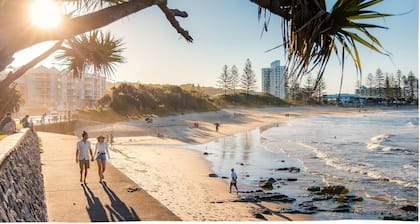Tranquil Bali Inspired Villa. Buderim plus 5 mins from Mooloolaba Oceanfront.