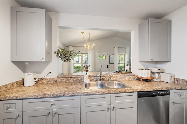 Microwave, oven, stovetop, dishwasher