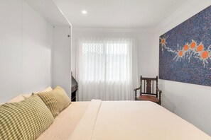 2 bedrooms
