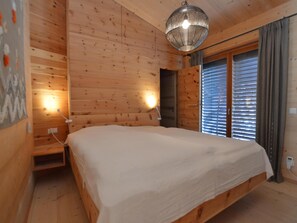 1 bedroom, internet