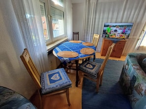 Dining - Apartment with balcony in Teutoburg Forest (Blomberg)