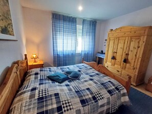 2 bedrooms, internet