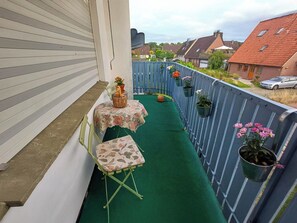 Outdoor dining - Apartment with balcony in Teutoburg Forest (Blomberg)