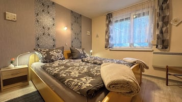 2 bedrooms