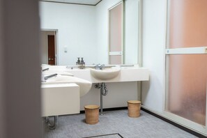 Hair dryer, towels - 2minute walk from Osakako Station close to Universal Studios Japan and Kaiyukan Japanesestyle tw / Osaka Ōsaka (Osaka)