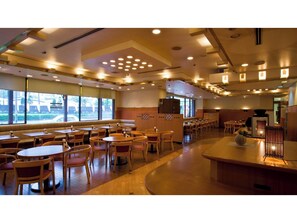 用餐