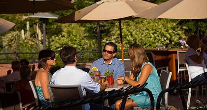 Newly Listing Discounts! Aspen Townhome On Shuttle w/Easy Access To Town & Mtn. Gas FP, WD, Parking