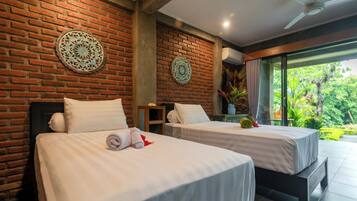 Standard Twin Room, Garden View | In-room safe, blackout drapes, soundproofing, free WiFi