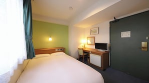 Desk, iron/ironing board, free WiFi, bed sheets