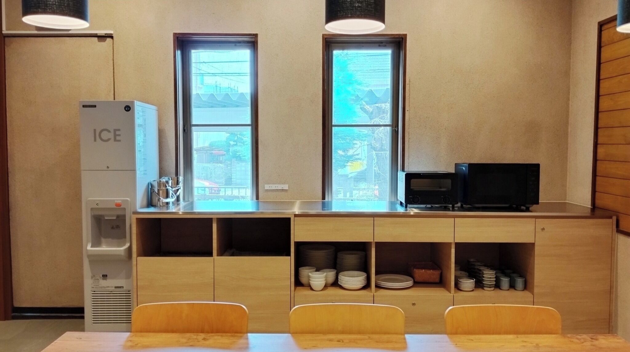 Fridge, microwave, cookware/dishes/utensils