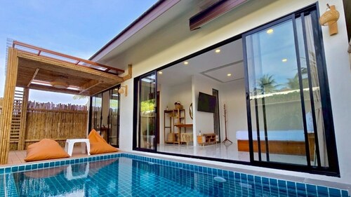 Ubox samui Hostel & Bungalows