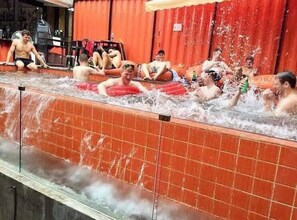Piscine extérieure