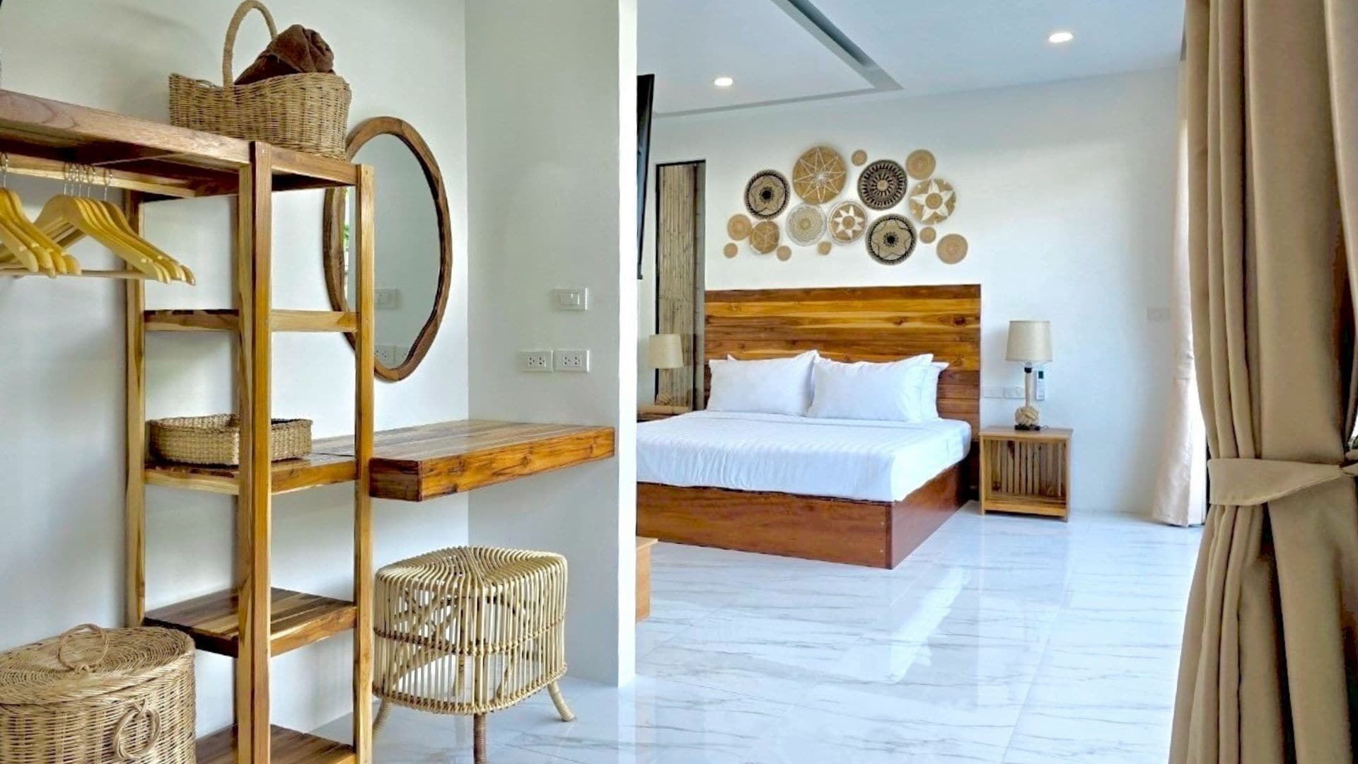 Villa with private swimming pool | In-room safe, iron/ironing board, free WiFi, bed sheets