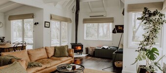 Cosy Cottage close to Trentham Village