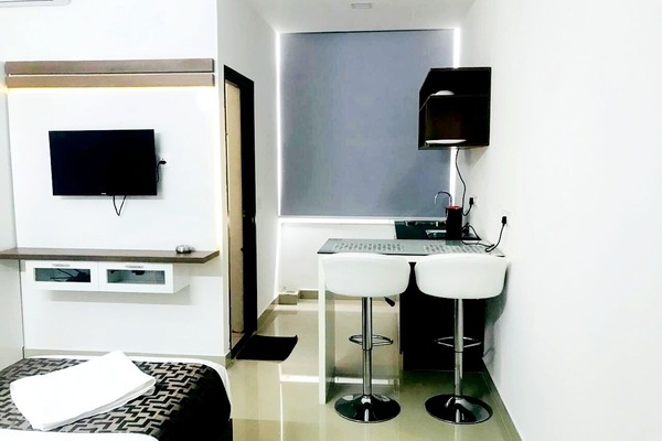 Comfort Apartment, Non Smoking, Kitchen | Laptop workspace, iron/ironing board, free WiFi