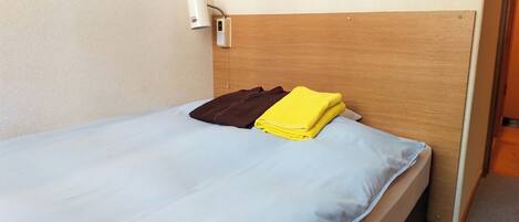 1 多间卧室、办公桌、免费 WiFi、床单