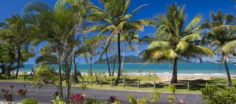 Apollo Jewel 5 - 2 bedroom budget beach views