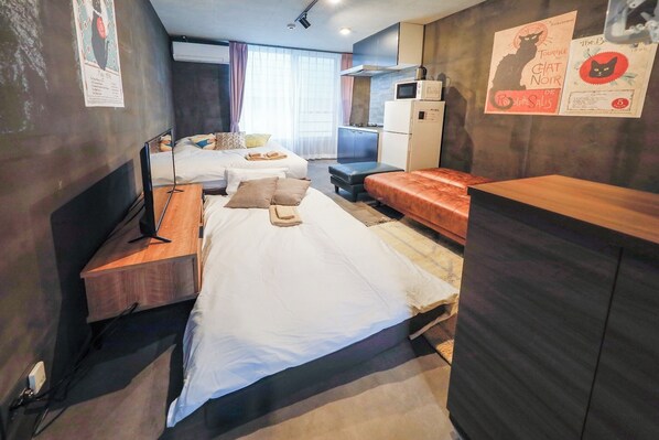 1 bedroom, free WiFi, bed sheets