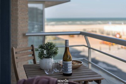 Seaview Koksijde - family apartment near the beach