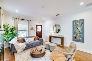 Interior - Renovated, Stylish Retreat w/ Patio in Lakeland! (Lakeland)