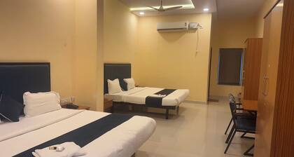 HOTEL MINT PARK