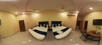 HOTEL MINT PARK