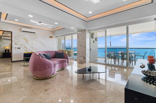 Barlovento Penthouse | Oceanfront Luxury 3BR