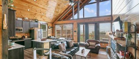 Fernseher, Kamin, Arbeitsbereiche