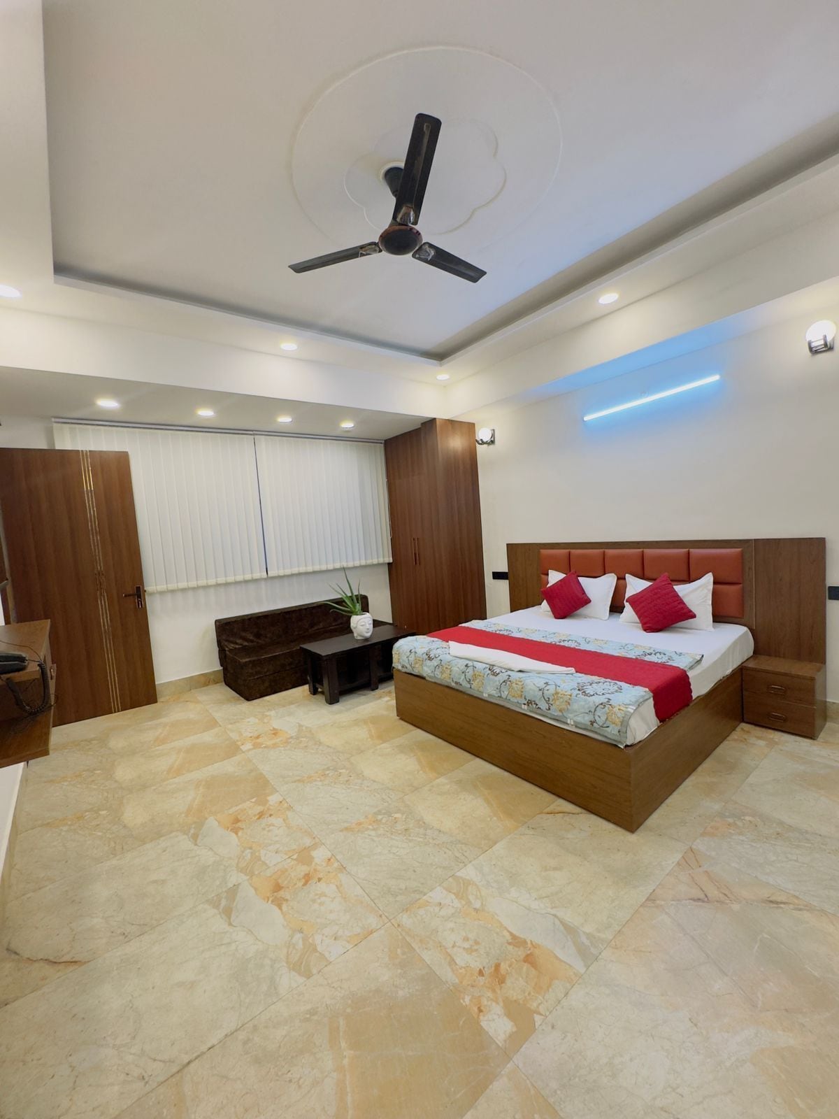 Deluxe Double Room, Balcony | WiFi (free)