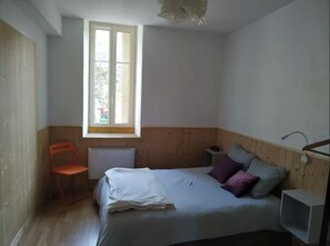 1 habitación, wifi y ropa de cama 