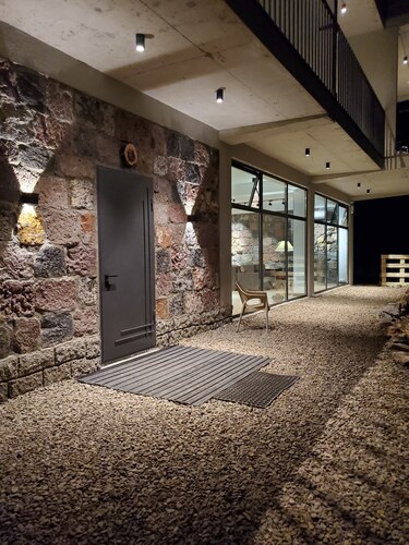 The Whispering Oaks Retreat a Luxury villa with AC in picturesque Vahagnadzor