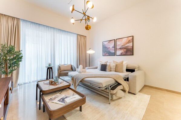 1 bedroom, in-room safe, iron/ironing board, free WiFi