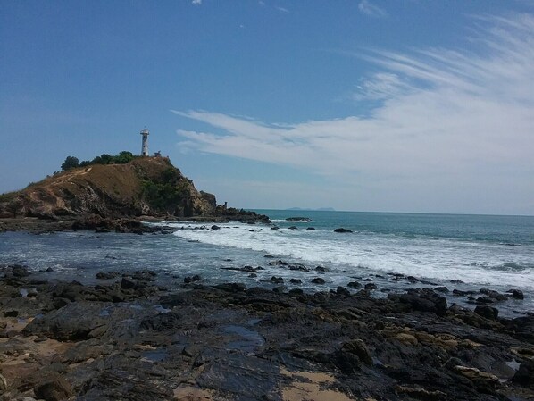 Room, 1 Bedroom, Garden View | Beach