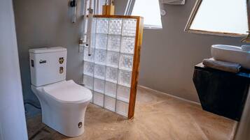 Douche, serviettes fournies