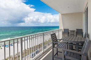 Property grounds - Majestic Sun A804•New Remodel•Views•Pools+Hot Tubs•Gym•Beach Gear•Pickleball (Miramar Beach)