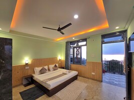 슈피리어룸 | 노트북 작업 공간, 다리미/다리미판, 무료 WiFi